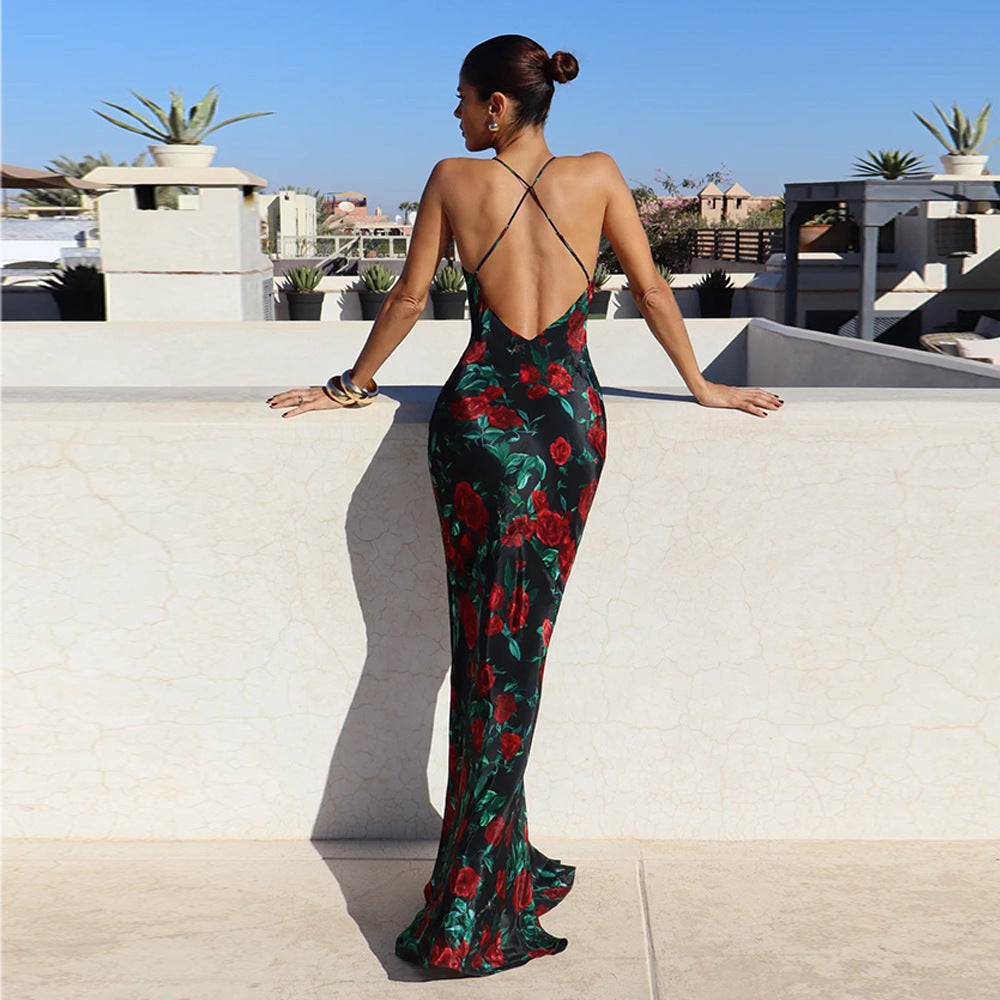 Askılı Sırtı Açık Derin V Baskılı Seksi Slim Fit Elbise